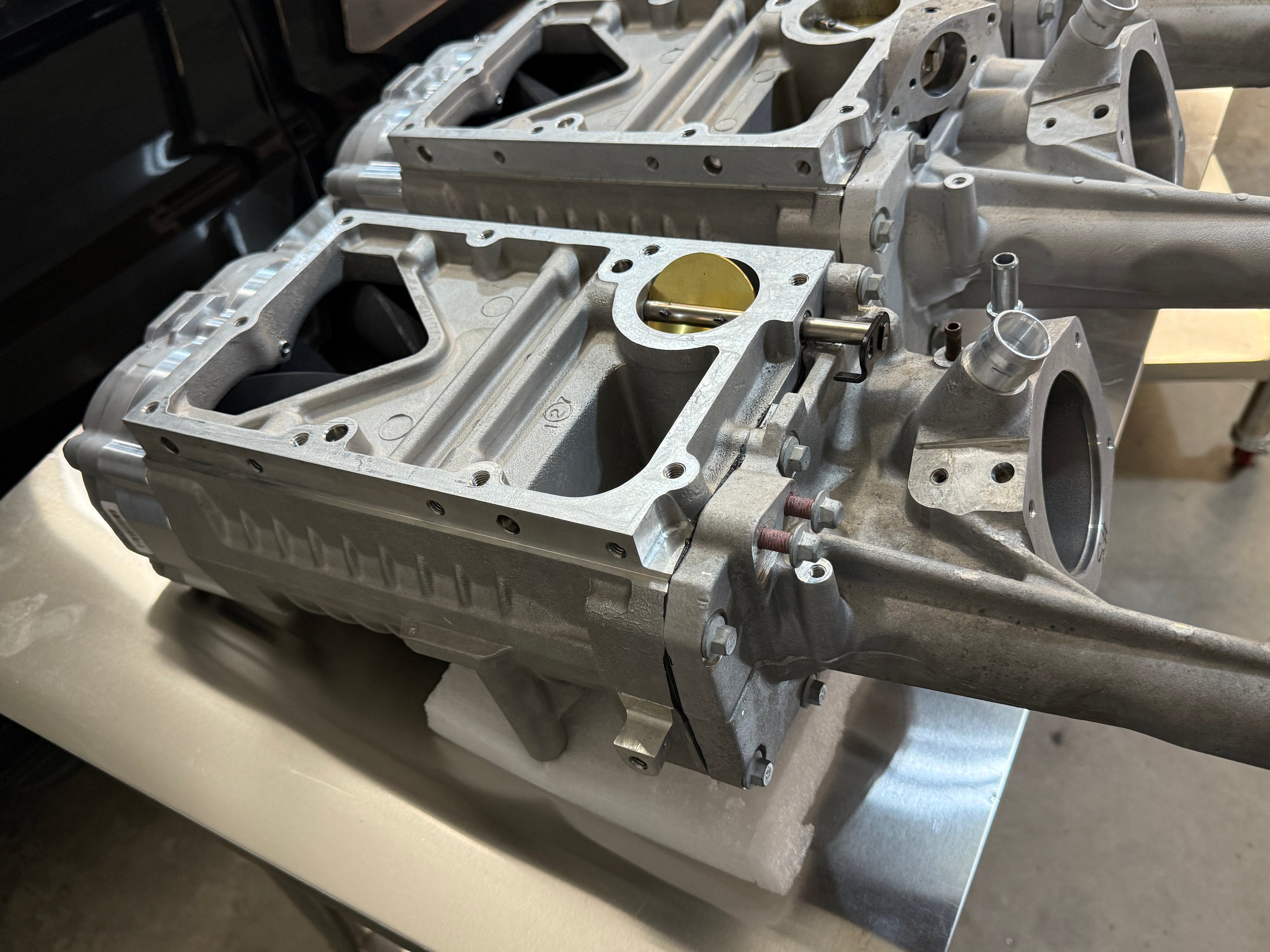 Genuine Eaton TVS2300 upgraded Supercharger for 5.0 Jaguar Land Rover Supercharged Vehicles upgrade