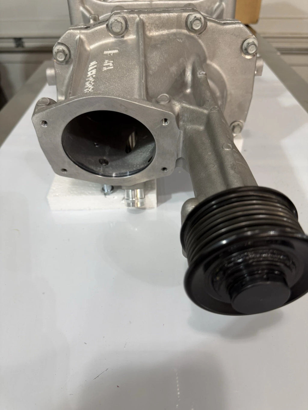 New OEM 5.0 Supercharger for 5.0 Jaguar Land Rover Supercharged Vehicles with the Vacuum Actuator 2010-2013